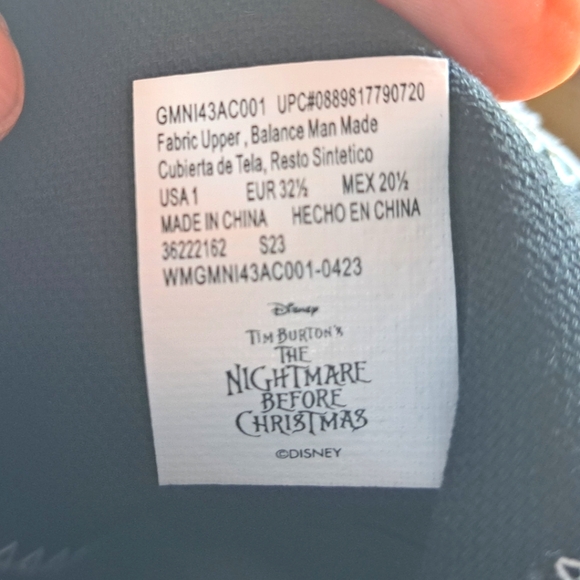 Disney Sneakers, Kid Size 1, Unisex, The Nightmare Before Christmas, High Tops - Picture 11 of 11